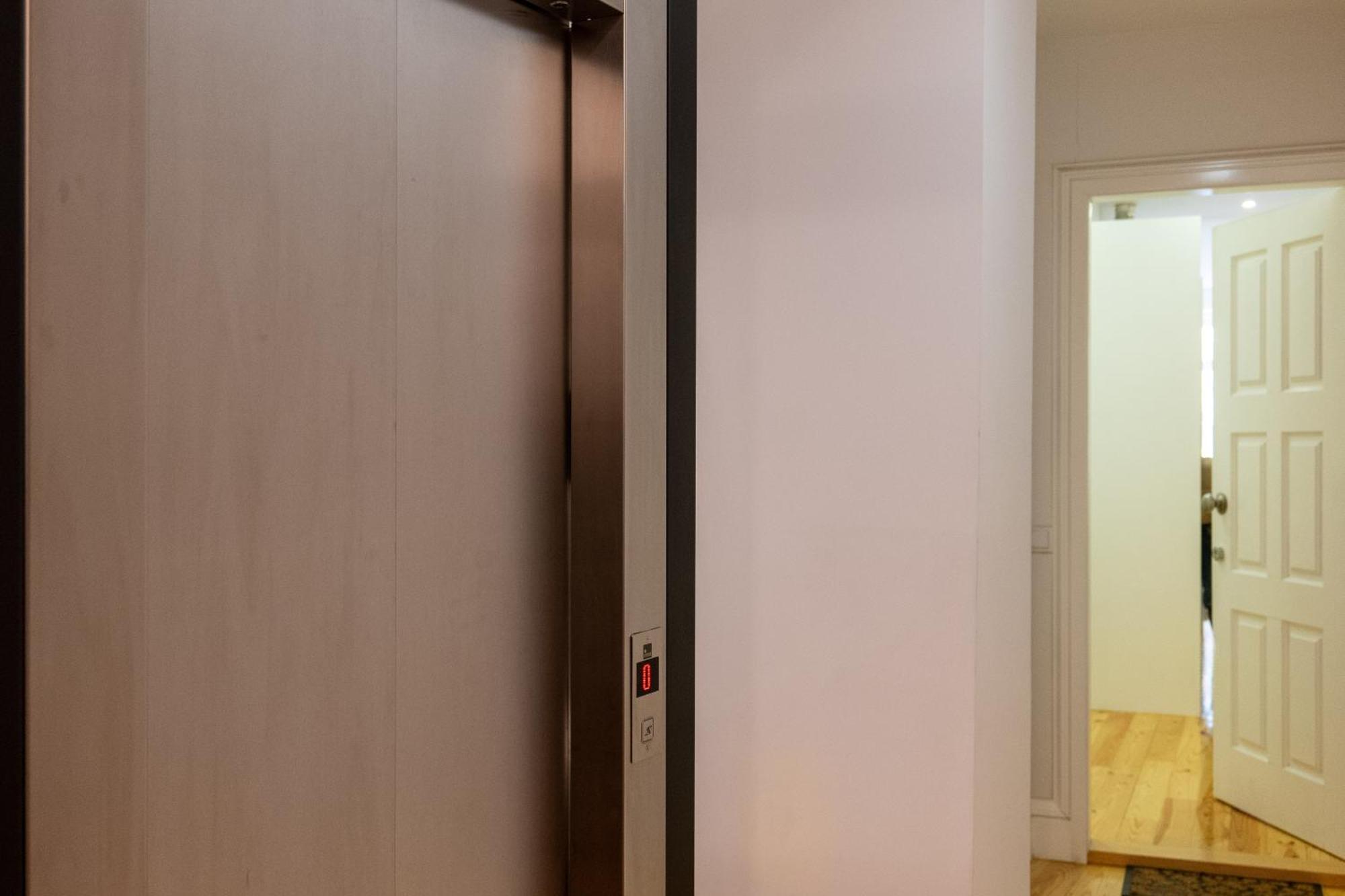 A Window To Porto - Premium Apartment By The River Εξωτερικό φωτογραφία